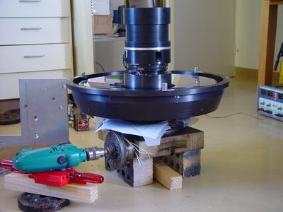 image showing the mirror on a dividing head